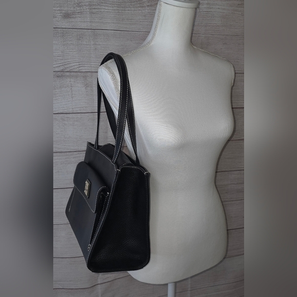 Dooney & Bourke Janine Pebbled Leather Tote With Front Pocket - Picture 15 of 16